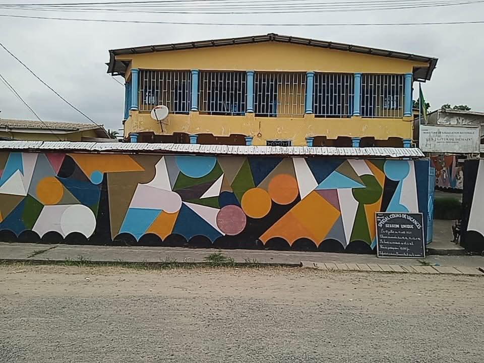 École Nzeng-Ayong